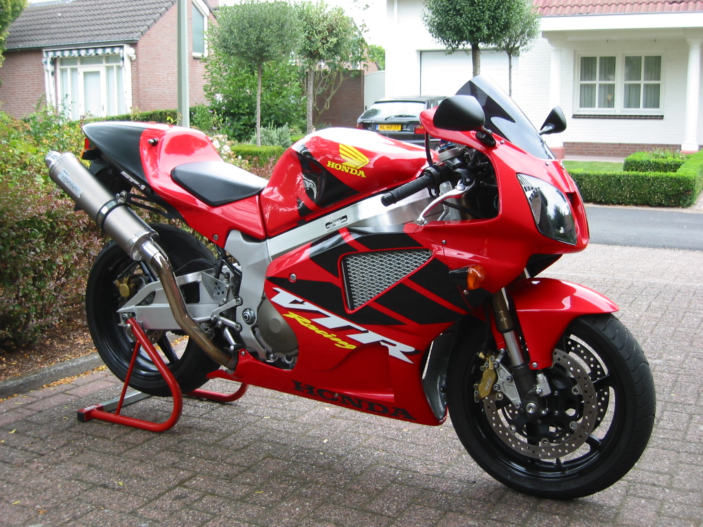 sp-1 schuin voor .jpg
