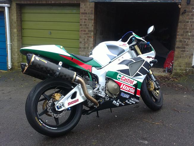 castrol 2.jpg